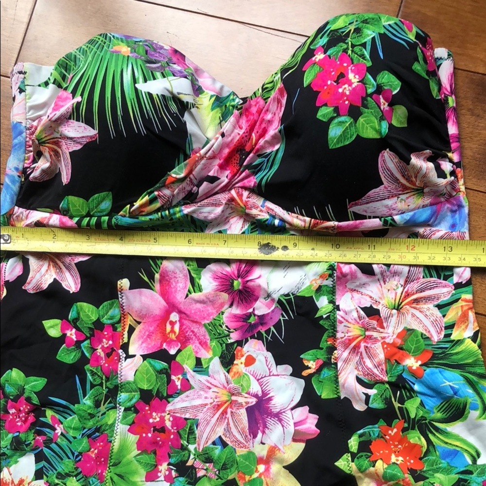 Everyday Sunday Tankini Top - Picture 8 of 10